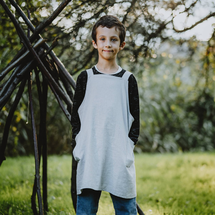 Grembiule da bambina Lotta (grigio) - con bretelle