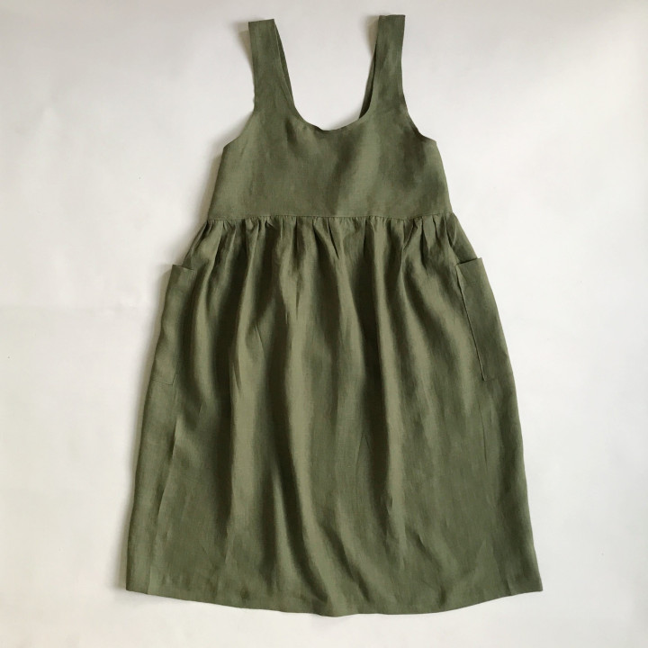 Grembiule da cerimonia Mia (verde oliva) - 100% lino