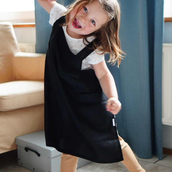 Grembiule per bambini Lotta (nero) - con bretelle